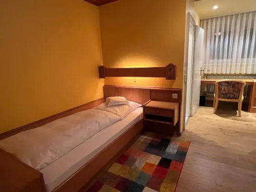 Hotel Schwan Hotels in Iffezheim