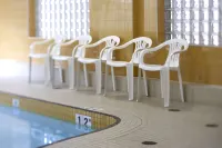 Econo Lodge Inn & Suites University - Pool
