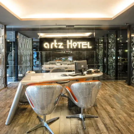Artz Hotel Отели рядом с достопримечательностью «Торговый центр Перлинг»