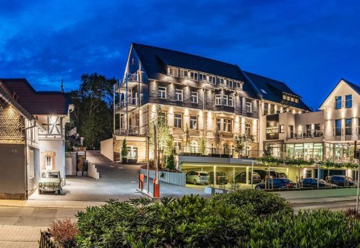 시티-아파트먼트 암 발