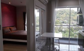 The Scene Condo by the Rich