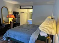 Lemon Inn Hotels in Mitchell County