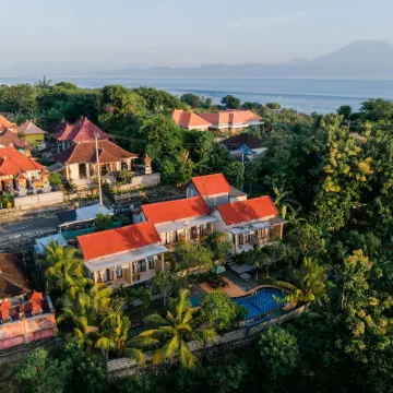 Arunika Cottage Hotels near Sampalan Harbor