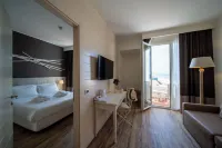 Hotel Universal Hotels in Сенігаллія