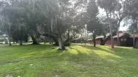 Charming 3-bedroom house in nice Port Richey with AC, WiFi Hotels near Ridge Road Shopping Center