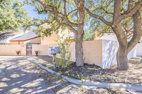 Right At Home- Midland Patio Home with Hot Tub and multiple outdoor spaces