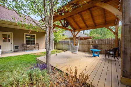 Forest Escape Lake Conroe