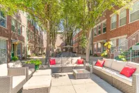 Derby Time! Highlands Home with View of Downtown Walkable.