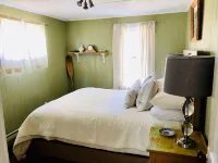 Privately Located Beach Cottage Getaway