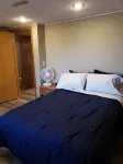 One Mile from Airport!!   3 Bedroom Lodge Sleeps 5 to 7 - 2 étoiles