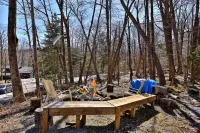 Hot Tub and Cozy Living Space Perfect for Groups - Charming Retreat Hotels in Killington
