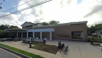 Modern Retreat - WiFi, Central Location, Stylish Decor