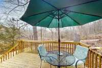 Historic dog-friendly cabin overlooking Lake Lucerne with deck & great views Hotels in Carroll County