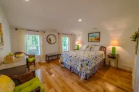 Charming Duplex with Outdoor Space and Bikes - Delightful Beach Escape