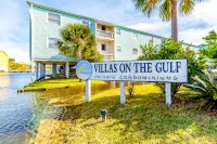 Lovely condo with private beach access - pool, private balcony & W/D Hotels near Pensacola Beach Gulf Side Artificial Reef