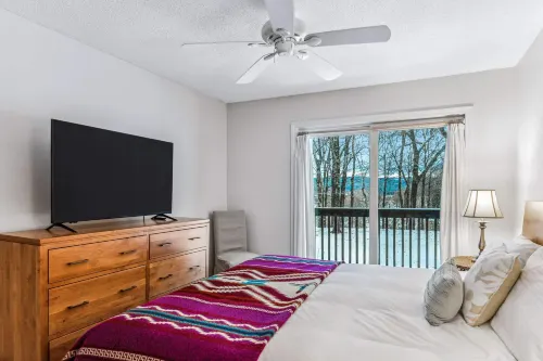 Gas Fireplace and Access to Quechee Club - Charming Getaway
