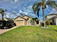 Private Pool and Close to Theme Parks - Spacious Family Oasis Hotels in Davenport