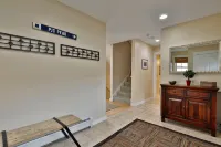 Ski in/Ski Out Access and Breathtaking Views - Spacious Mountain Retreat