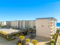 Large Balcony and Complimentary Beach Service - Gorgeous Beachfront Oasis