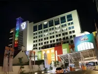 ARTOTEL TS Suites Surabaya Hotel a Wonokromo