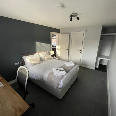 Arlan House, Central Basingstoke Hotel Отели в г. Бейзингсток