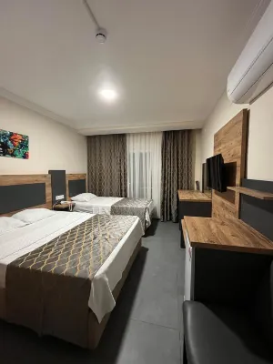Club Efes Otel Hotel a Atakent Mahallesi