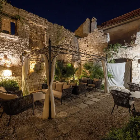 Hotel San Giorgio Отели в г. Вис