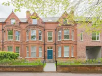 The Ulsterville Residences - Free on-Site Parking Hotels near Park Centre