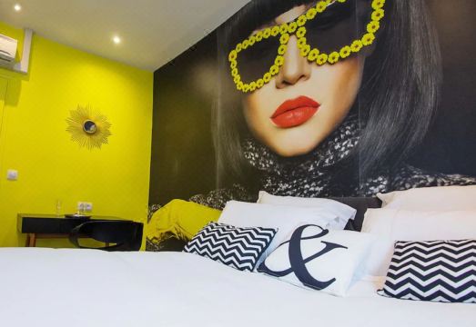 호텔 객실 내부 1