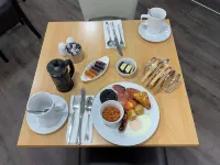 The Claremont Preston - Breakfast
