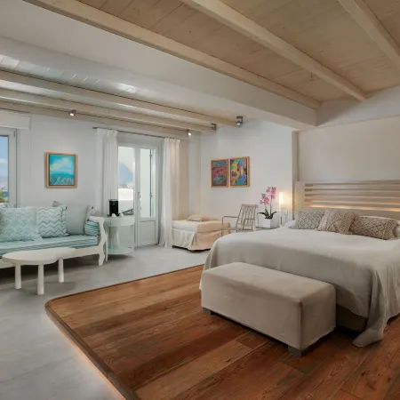Iria Beach Art Hotel