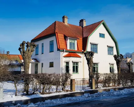 Villamilsten B&B Hotels in Lidkoping