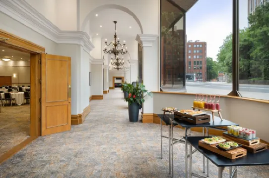 Delta Hotels Bristol City Centre Public Areas Photos