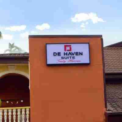 De Haven Suites Hotel Exterior