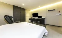 IM Hotel Hotels in Yangsan