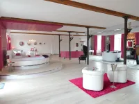 Lush Apartment with Sauna, Hot Tub, Mountain Views in Ensival Hotels in Verviers