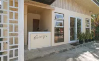 ESerenty Private Villa Pangasinan by RedDoorz Các khách sạn ở 