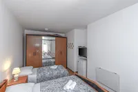Apartment 1709 - balcony