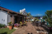 Pousada Vivenda da Barra Hotels near Capitel