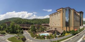 Harrah's Cherokee  – A Caesars Rewards Destination