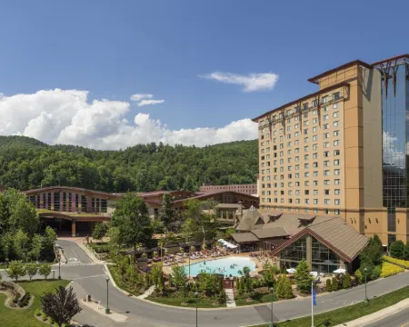 Harrah's Cherokee  – A Caesars Rewards Destination Hotels in Cherokee