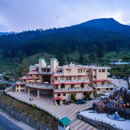 Anand Vardhan Resorts - A Spiritual & Wellness Retreat, Manali
