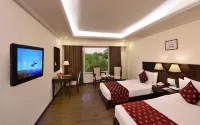 Keshav Clarks Inn Hotels in Gadag