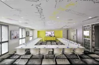 Mama Shelter Lyon Hotels in Ліон