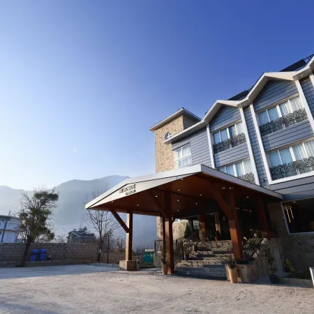 The Voyage Resort, Manali Отели в г. Сойл