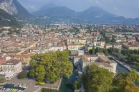 Les Suites di Sara Rooms - Homestays