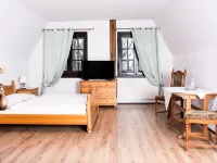 Pałac Krobielowice Hotels in Wroclawski