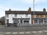 OYO Tamworth Arms Boutique Pub & Hotel Hotels near Drayton Manor Theme Park Campsite