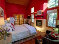 Elliott House Boutique Inn Hotels in Shaver Lake