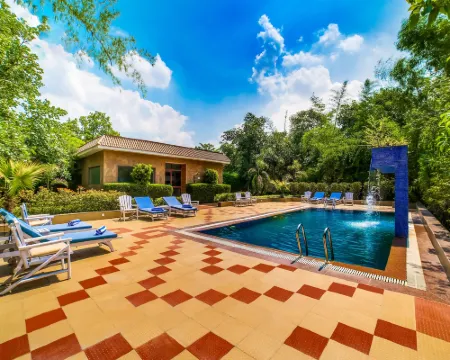 Lemon Tree Wildlife Resort, Bandhavgarh Hotels in Tala